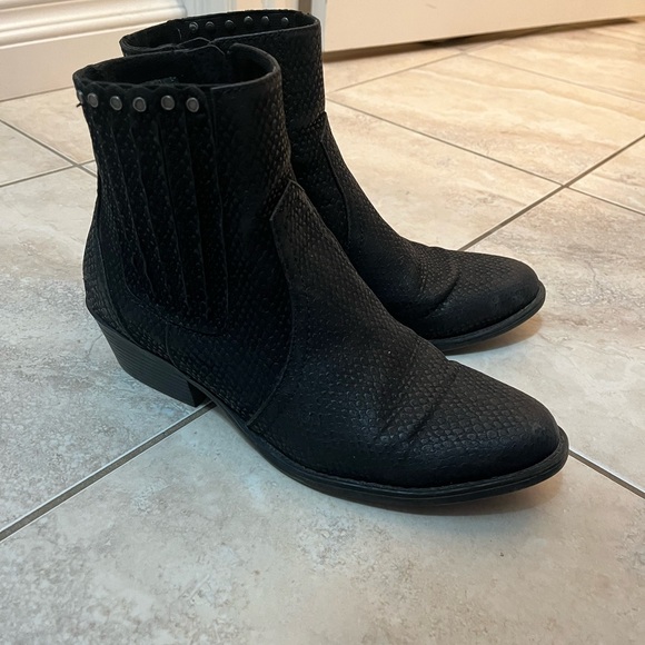 Blowfish Malibu Women Ankle Boots - Picture 3 of 9